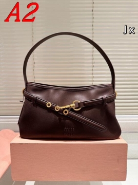 2025 耐久性がある わきの下包み MCM  エムシーエム   35CM