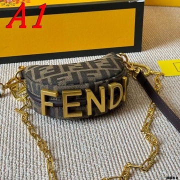2025 クラシック ショルダーバッグ/ハンドバッグ FENDI  フェンデイ   18CM