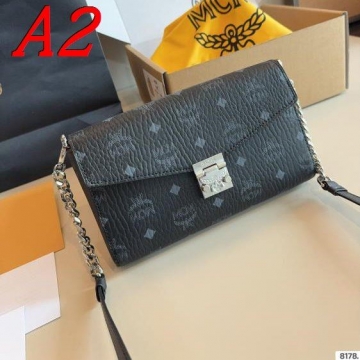 2025 エッジー ショルダーバッグ/ショルダーバッグ MCM  エムシーエム   23CM