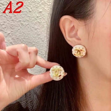 シャネル ピアス 2025SS トレンドに左右されない CHANEL