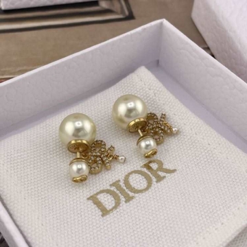 ディオール ピアス 2025SS 劣化しにくい DIOR