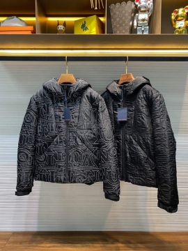 2025 ルイヴィトン アフターサービス ダウンジャケット メンズ 柔らかい