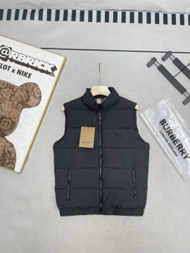 2025冬新作 在庫僅少 バーバリー 綿入れ 在庫あり 