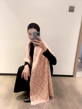 2025FW フェンデイ ショール 上質 男女兼用 