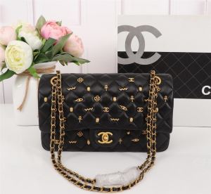 トレンド感があって涼しげ シャネル CHANEL レディースバッグ 2020年夏の一押しファッションアイテム ブランドの話題の新作も