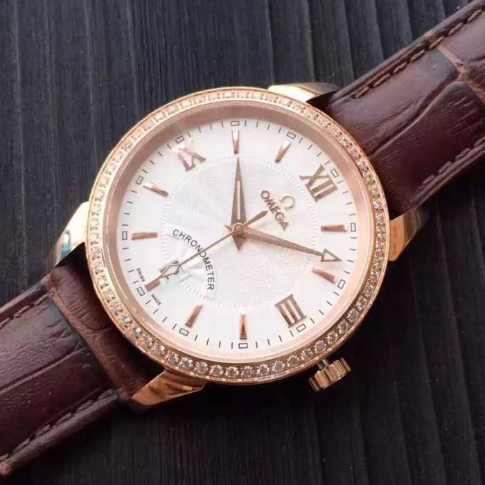 上質 大人気 OMEGA オメガ ETA2824透かし彫りムーブメント 男性用腕時計 7色可選