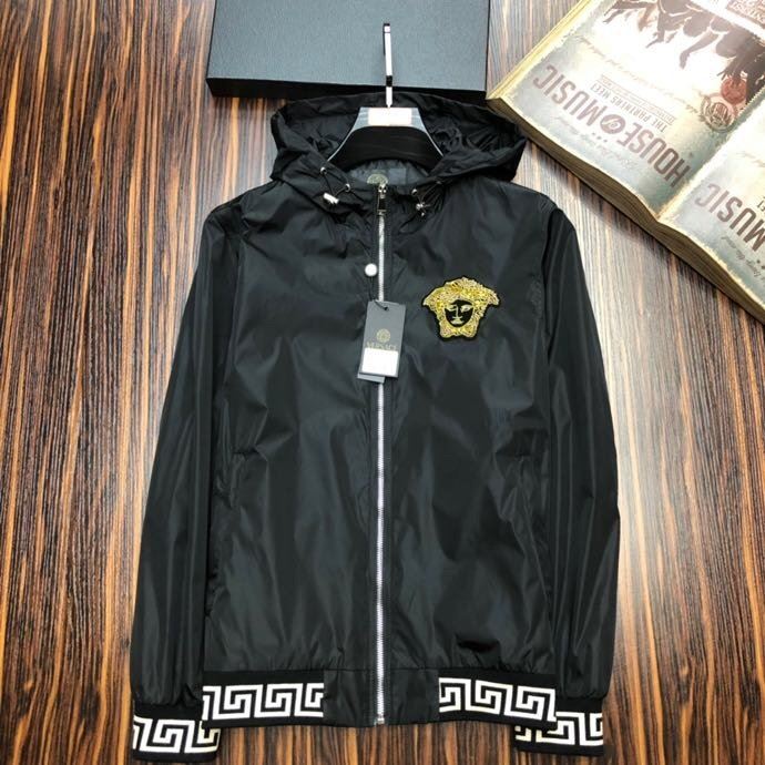VERSACE 2020人気色ヴェルサーチ ヴィンテージ ジャケット コピー 通販 使いやすさ ナイロンウィンドブレーカー 防風 防寒