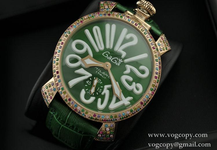 GaGaMILANO ガガミラノ腕時計 日本製クオーツ グリーン ケース 2針 機械式手巻き夜光効果 ダイヤベゼル