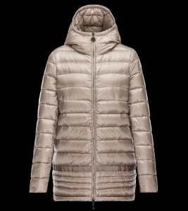 2020秋冬 MONCLER モンクレール 大人のおしゃれに ダウンジャケット