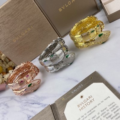 バングル BVLGARI ブルガリ 先行入手 バングル